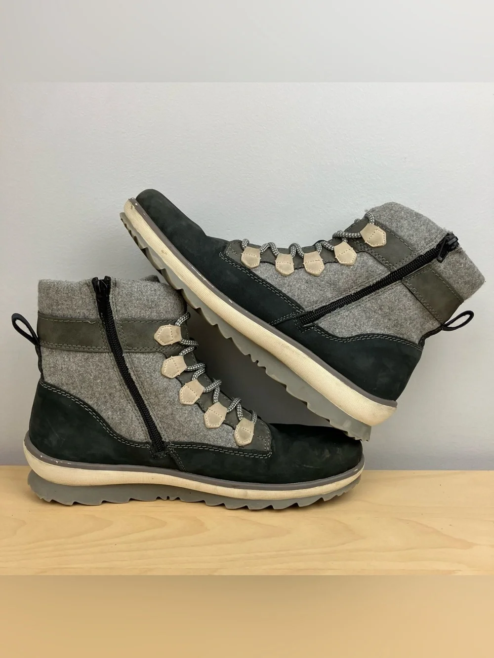 Remonte Women’s Size 40 / 8.5-9 Pazific Gray Black Wool Lined Winter Boots